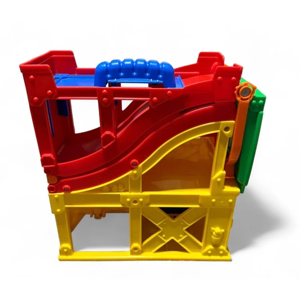 Fisher Price Little People Wheelies Fold 'n Go Rampway Garage 2 Cars